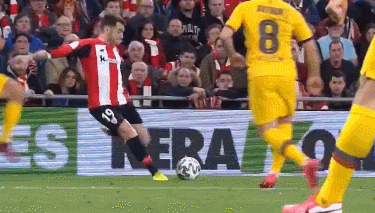 大谷翔平在 2024 年对阵费城人时的一次假动作盗垒，骗过了全场防守人员