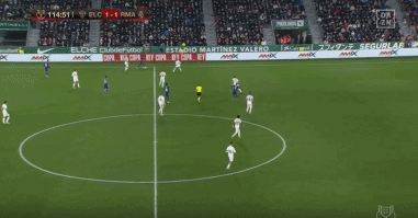 《解析蝴蝶球：这种不可预测的球路为何正在逐渐失传？》